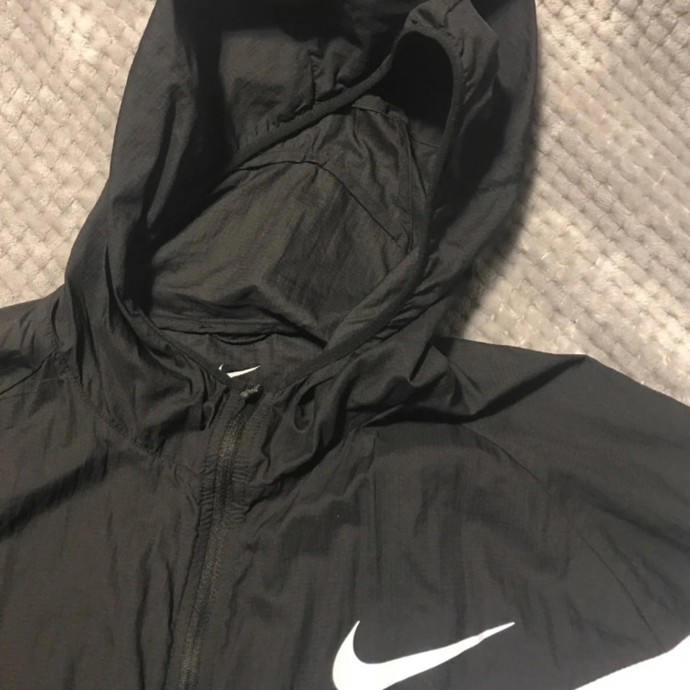 Nike Jacket - Picture 2 of 3